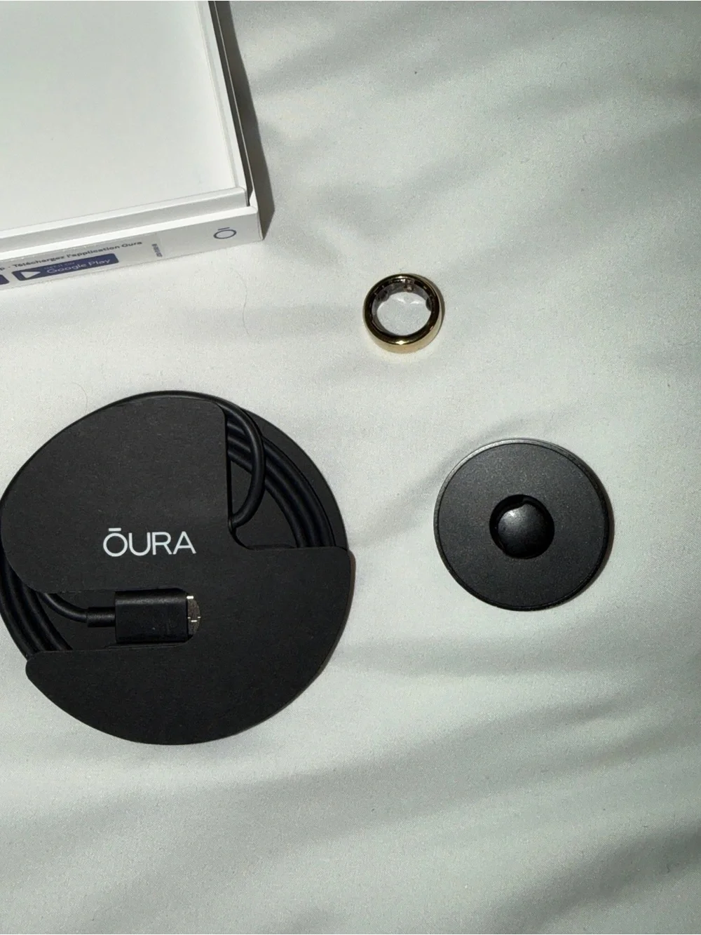 Oura ring gen 3 size 6 gold horizon